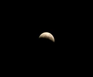 Henley Lunar Eclipse @ 22:23:00