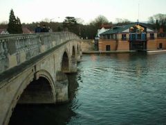 Henley Bridge: 29/01/2000 at 23:18